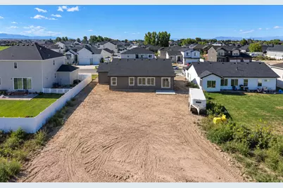 3966 W 2025 S, Taylor, UT 84401 - Photo 15