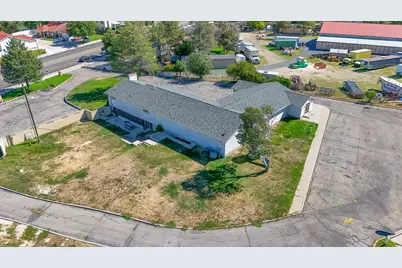 166 E 10600 S, Sandy, UT 84070 - Photo 29