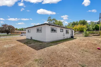 4982 W 5035 S, Kearns, UT 84118 - Photo 15