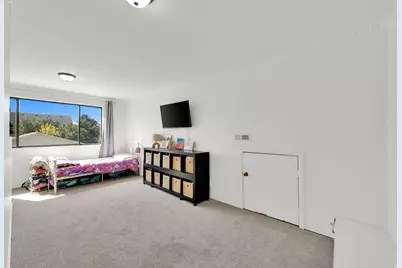 360 E Center St, Centerville, UT 84014 - Photo 15