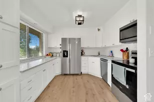 360 E Center St, Centerville, UT 84014 - Photo 5