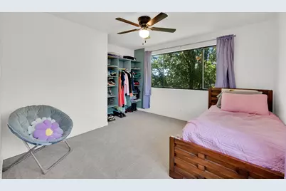 360 E Center St, Centerville, UT 84014 - Photo 11