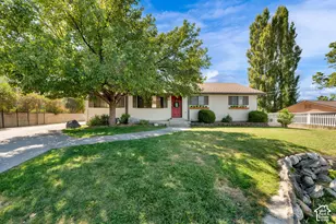 360 E Center St, Centerville, UT 84014 - Photo 31