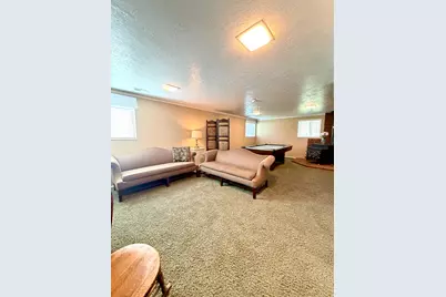 1087 E Oxford Dr, Kaysville, UT 84037 - Photo 41