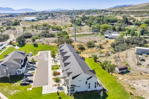 16422 S Bull Spring Ln, Bluffdale, UT 84065 - Photo 37