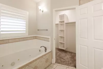 5042 S Viking Dr, South Ogden, UT 84403 - Photo 13
