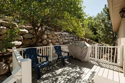 5042 S Viking Dr, South Ogden, UT 84403 - Photo 35