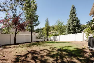 5042 S Viking Dr, South Ogden, UT 84403 - Photo 37