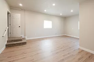 5042 S Viking Dr, South Ogden, UT 84403 - Photo 33