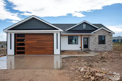 564 E River Heights Dr, Duchesne, UT 84021 - Photo 1