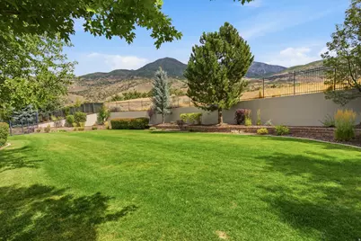 1044 E Center St, Lindon, UT 84042 - Photo 65