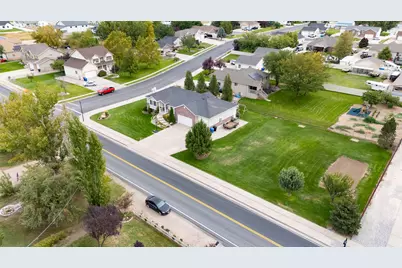 3741 W 2200 N, Plain City, UT 84404 - Photo 3