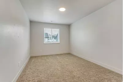 4604 E Flower Pt, Eagle Mountain, UT 84005 - Photo 33
