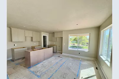 97 E Crestwood, Kaysville, UT 84037 - Photo 9