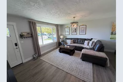 1695 S 450 W, Provo, UT 84601 - Photo 7