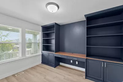 4887 W White Pearl Ct, Herriman, UT 84096 - Photo 11
