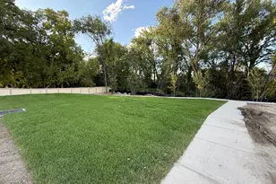 850 E Maplehurst Dr, Murray, UT 84107 - Photo 13
