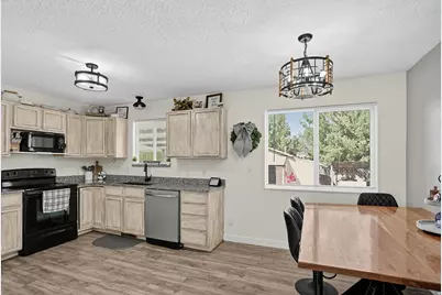 352 W 850 N, Springville, UT 84663 - Photo 15