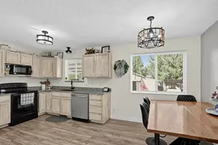 352 W 850 N, Springville, UT 84663 - Photo 15