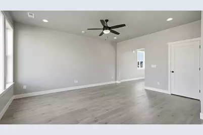 3385 E Baywater Dr, Eagle Mountain, UT 84005 - Photo 17