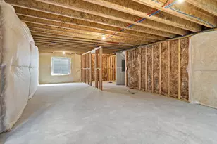 3385 E Baywater Dr, Eagle Mountain, UT 84005 - Photo 37
