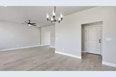 3385 E Baywater Dr, Eagle Mountain, UT 84005 - Photo 19