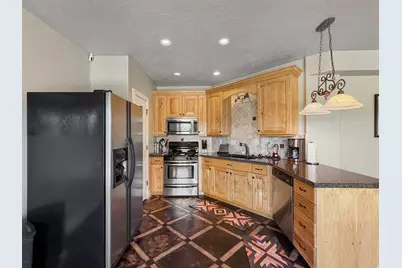 2221 W 1800 S, West Haven, UT 84401 - Photo 27