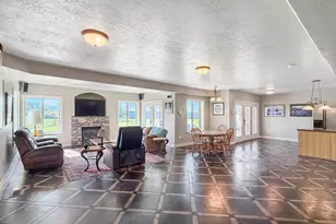 2221 W 1800 S, West Haven, UT 84401 - Photo 23