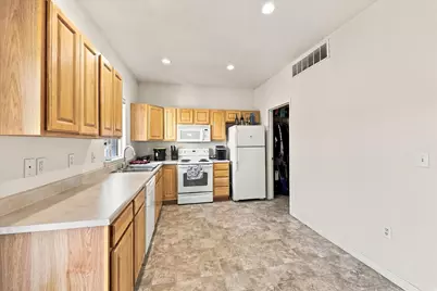 5038 W Red Shale, Herriman, UT 84096 - Photo 7
