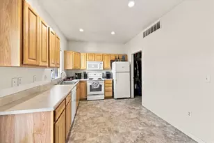 5038 W Red Shale, Herriman, UT 84096 - Photo 7