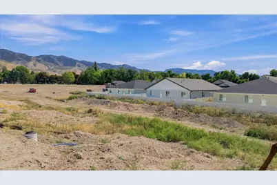 254 W 400 N #9, Smithfield, UT 84335 - Photo 9