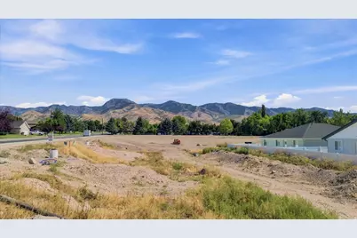 254 W 400 N #9, Smithfield, UT 84335 - Photo 5