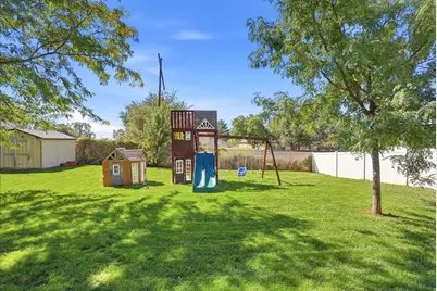 1076 S 1050 W, Woods Cross, UT 84087 - Photo 27