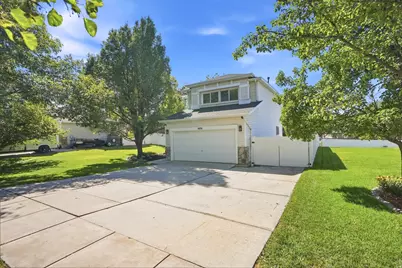 1076 S 1050 W, Woods Cross, UT 84087 - Photo 3
