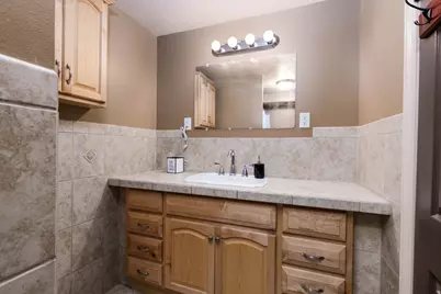 365 S 100 W, Redmond, UT 84652 - Photo 23