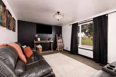 365 S 100 W, Redmond, UT 84652 - Photo 7