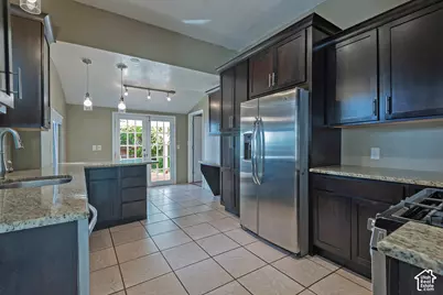 377 N I St, Salt Lake City, UT 84103 - Photo 11