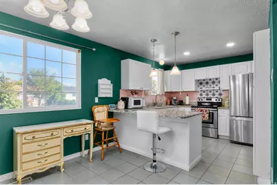 2232 S 450 W, Clearfield, UT 84015 - Photo 9