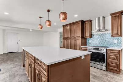 221 Skyline Dr, Tooele, UT 84074 - Photo 13