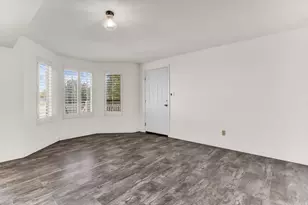 221 Skyline Dr, Tooele, UT 84074 - Photo 9