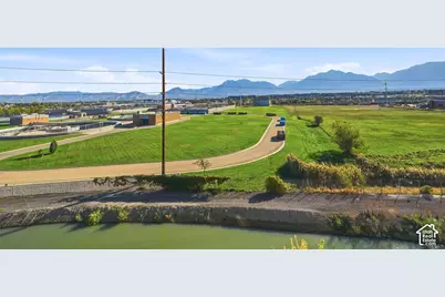 7641 S Brinkerhoff Dr, West Jordan, UT 84084 - Photo 39