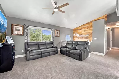 2257 N 2290 W, Clinton, UT 84015 - Photo 3
