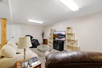 7024 S 2310 W, West Jordan, UT 84084 - Photo 31