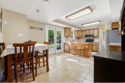 7024 S 2310 W, West Jordan, UT 84084 - Photo 15