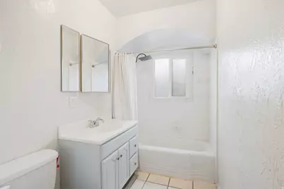 218 N 100 W, Malad City, ID 83252 - Photo 9