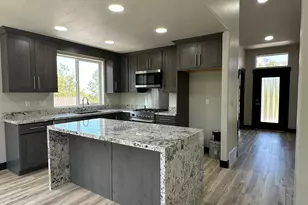 1133 E Benchview Dr, Ogden, UT 84404 - Photo 7