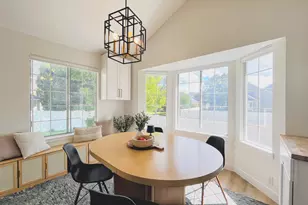 12169 S Hidden Valley Rd E, Sandy, UT 84092 - Photo 13
