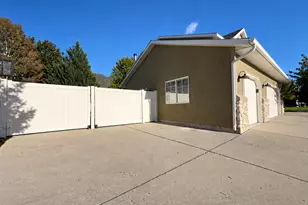 12169 S Hidden Valley Rd E, Sandy, UT 84092 - Photo 45
