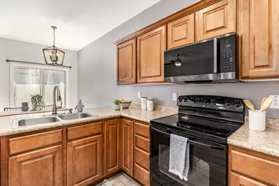 6915 S Village Bend Ln, Midvale, UT 84047 - Photo 9