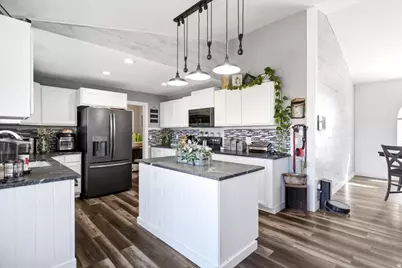 4728 W 800 N, West Point, UT 84015 - Photo 9